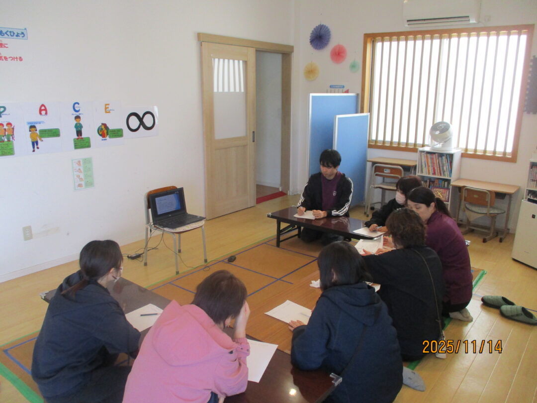 毎月の職員研修【CH高田２番館】